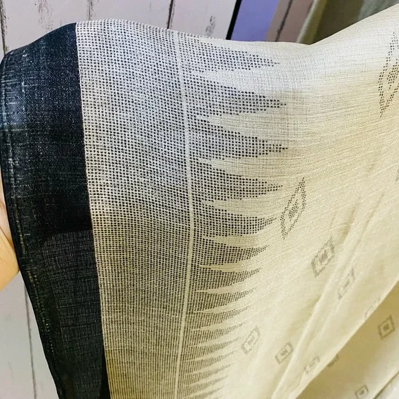 Beautiful dress for Khadi lover, size L,with enough margin inside on both sides - Picture 8 of 10